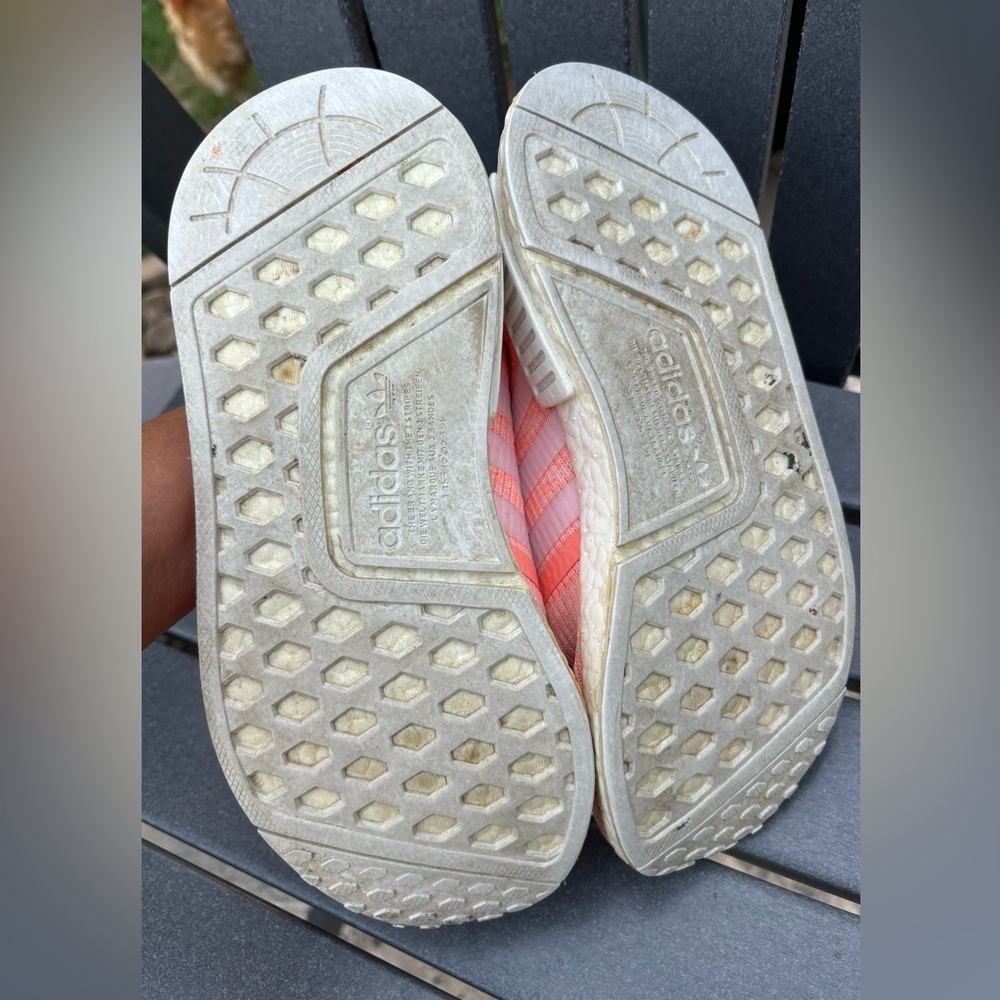 Adidas NMD R1 - Picture 5 of 9